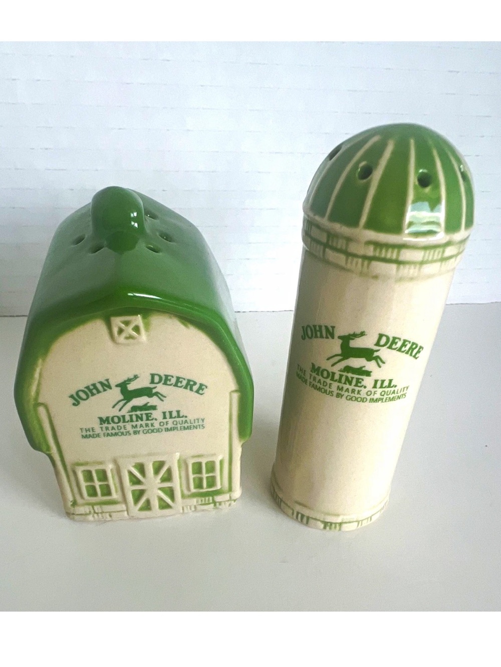 Vintage 2002 John Deere Ceramic Salt and Pepper Shaker Set Gibson Retro
